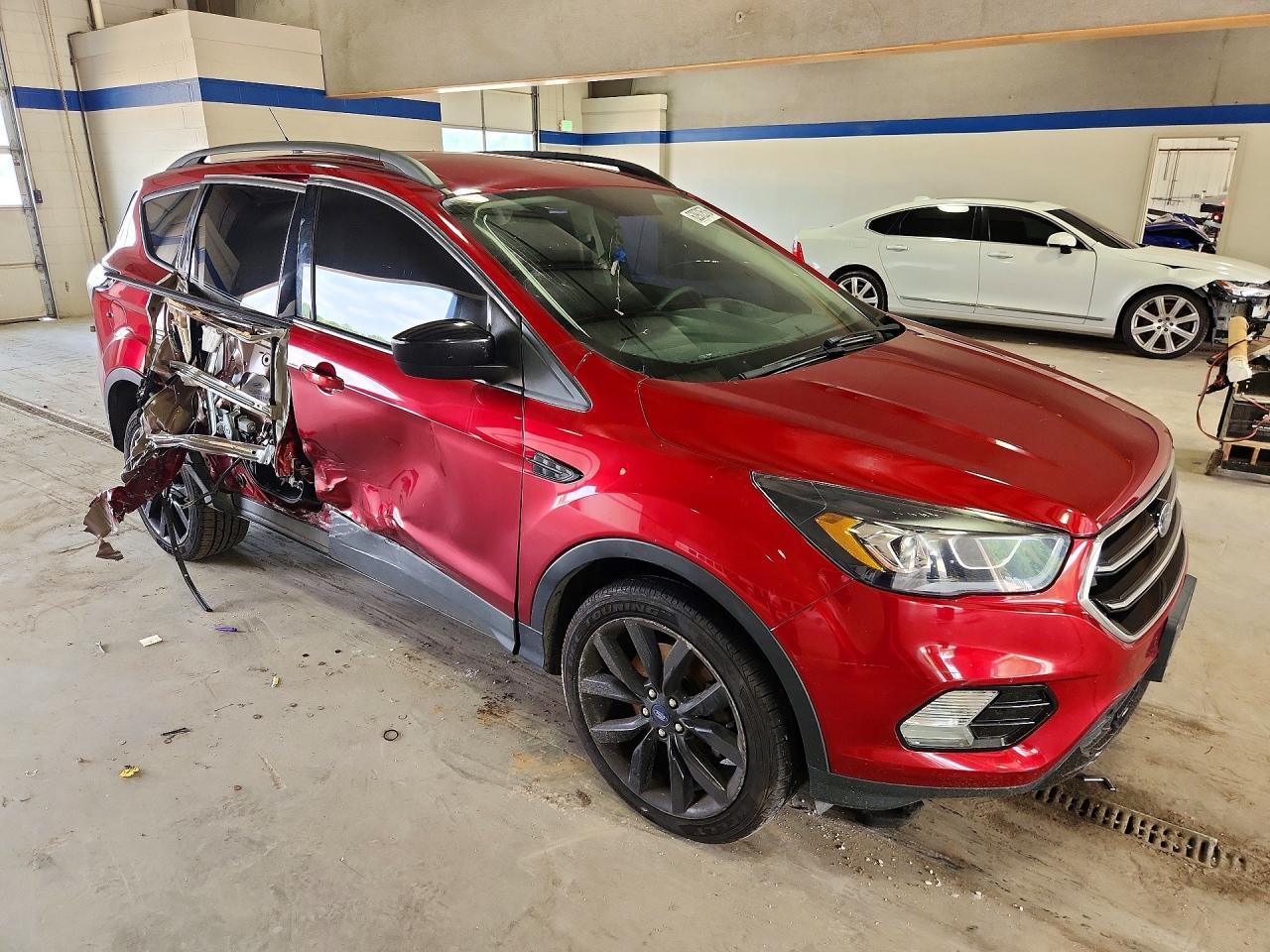 2018 Ford Escape Se - Фото 4