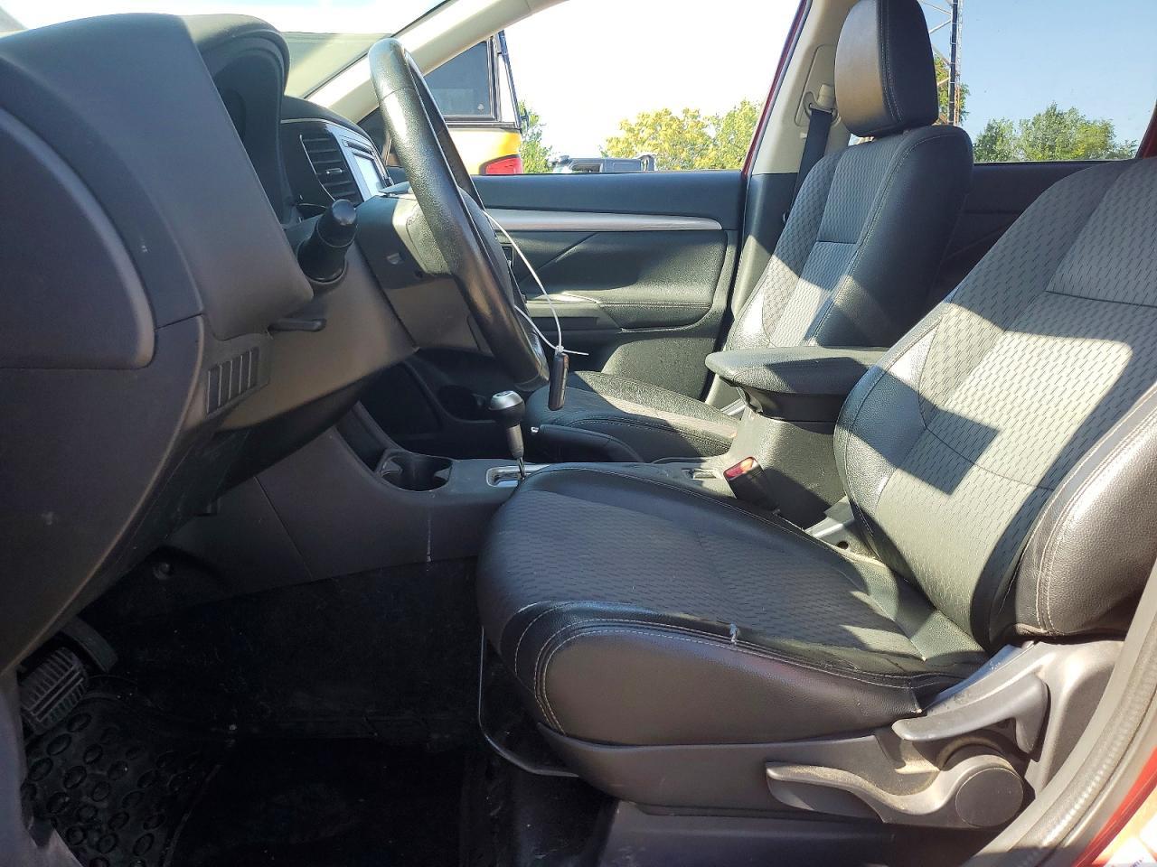 2015 Mitsubishi Outlander Se - Фото 7