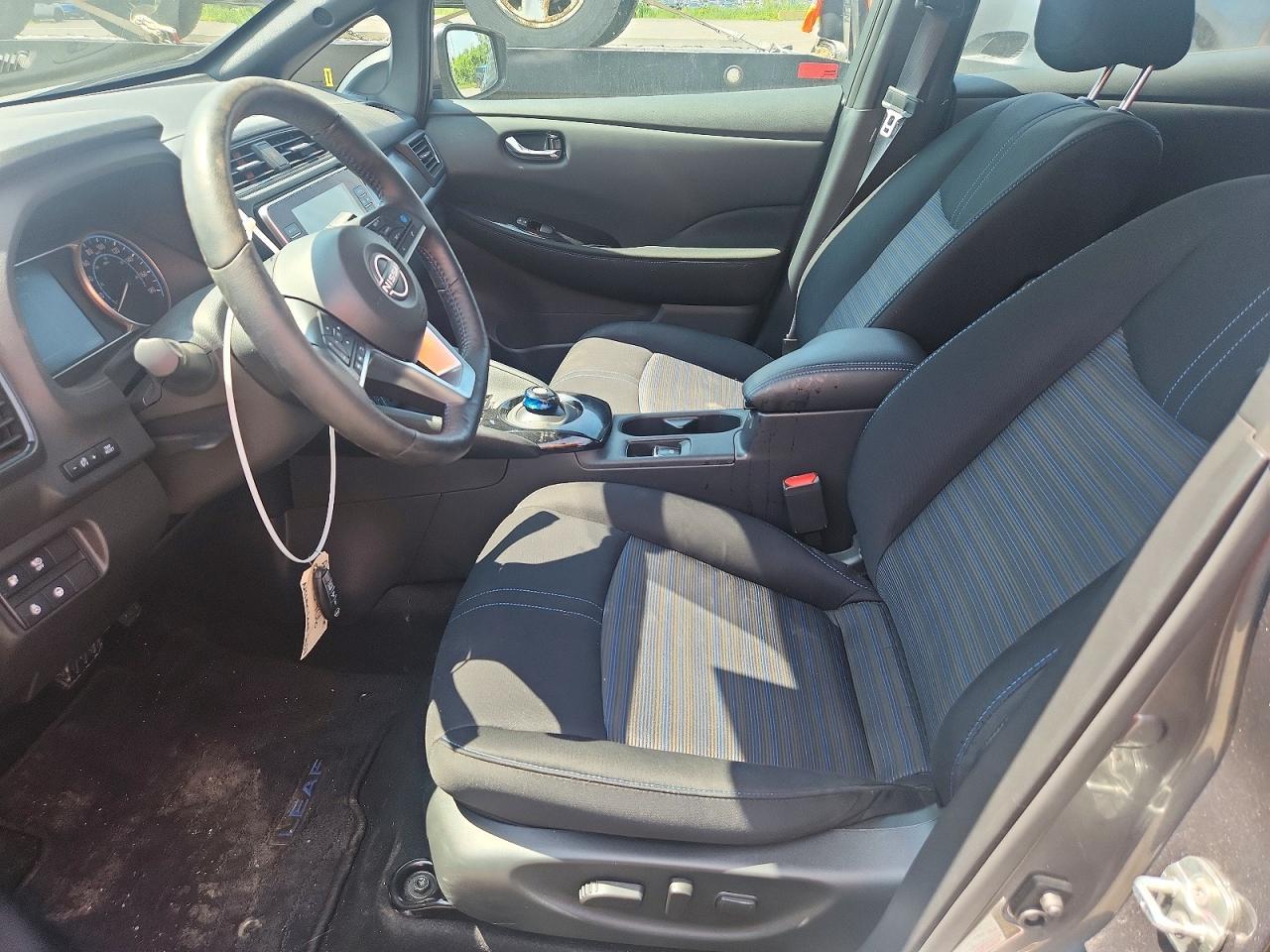 2023 Nissan Leaf Sv - Image 7