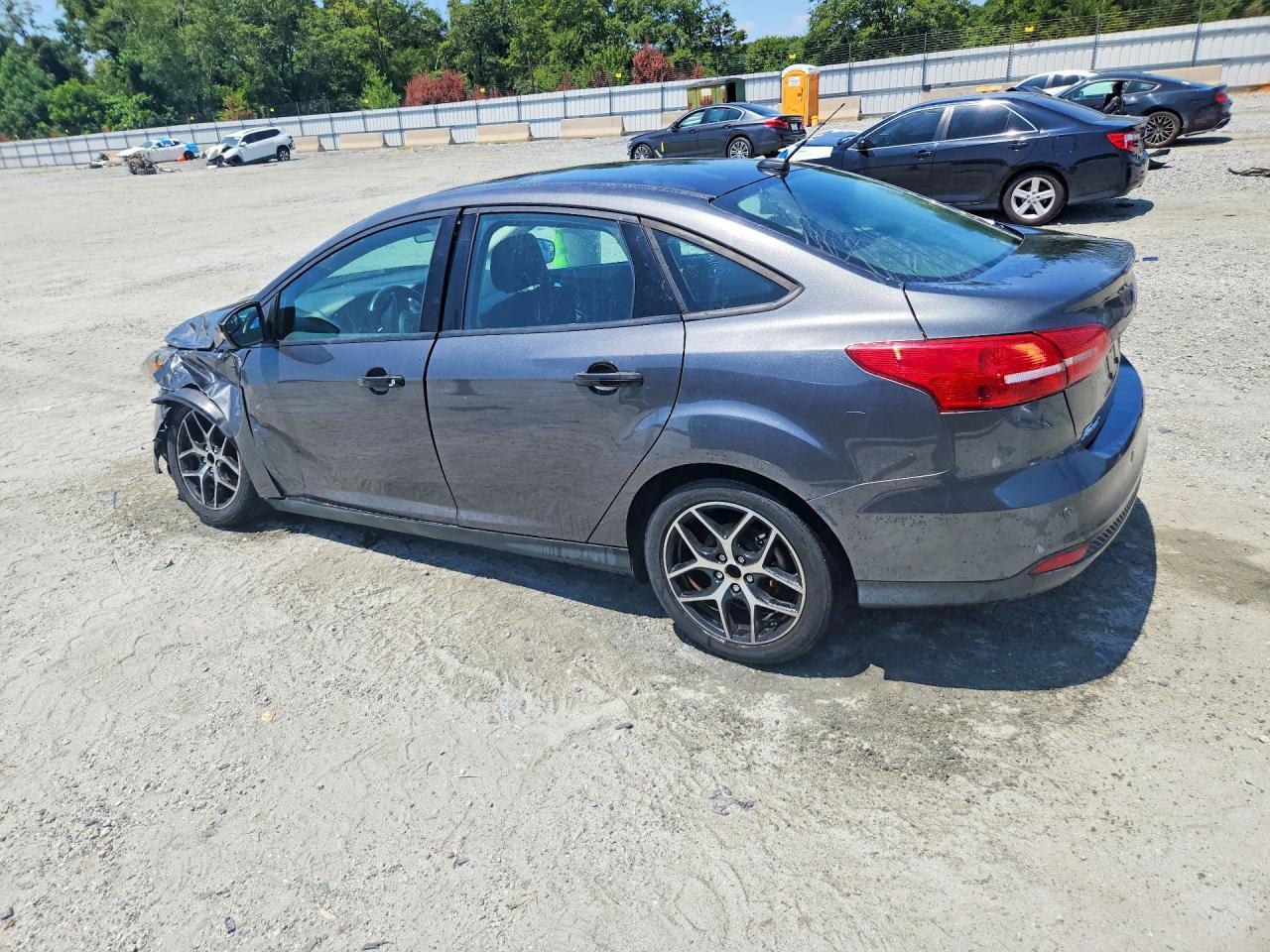 2018 Ford Focus Sel - Фото 2