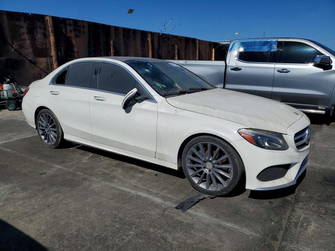 2016 Mercedes-Benz C 300 - Фото 4