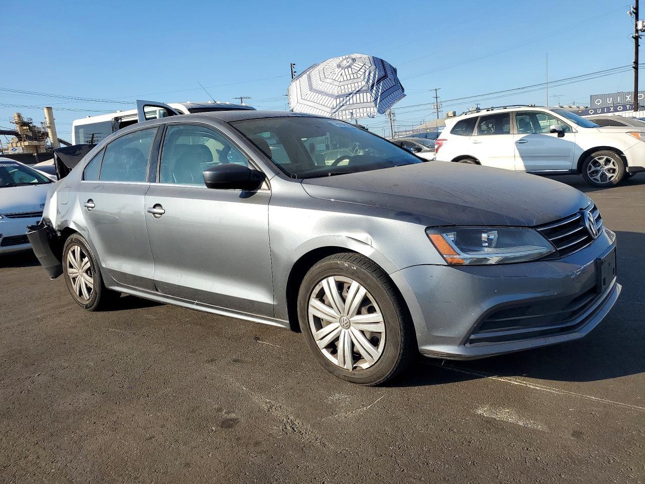 2017 Volkswagen Jetta S - Фото 4