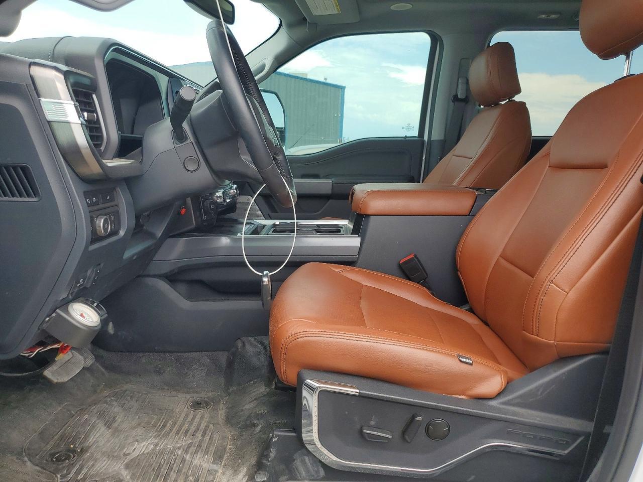 2024 Ford F350 Super Duty - Фото 7