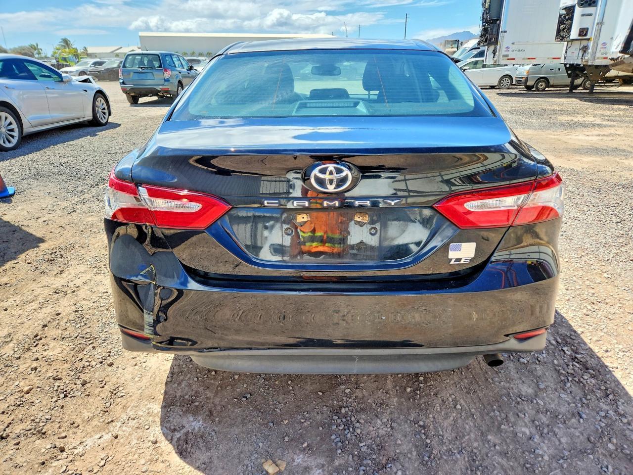 2019 Toyota Camry L - Фото 6