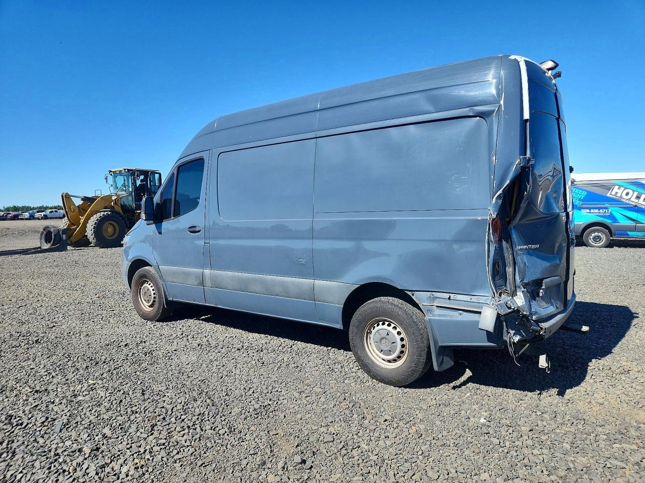 2019 Mercedes-Benz Sprinter 2500/3500 Delivery Van - Фото 2