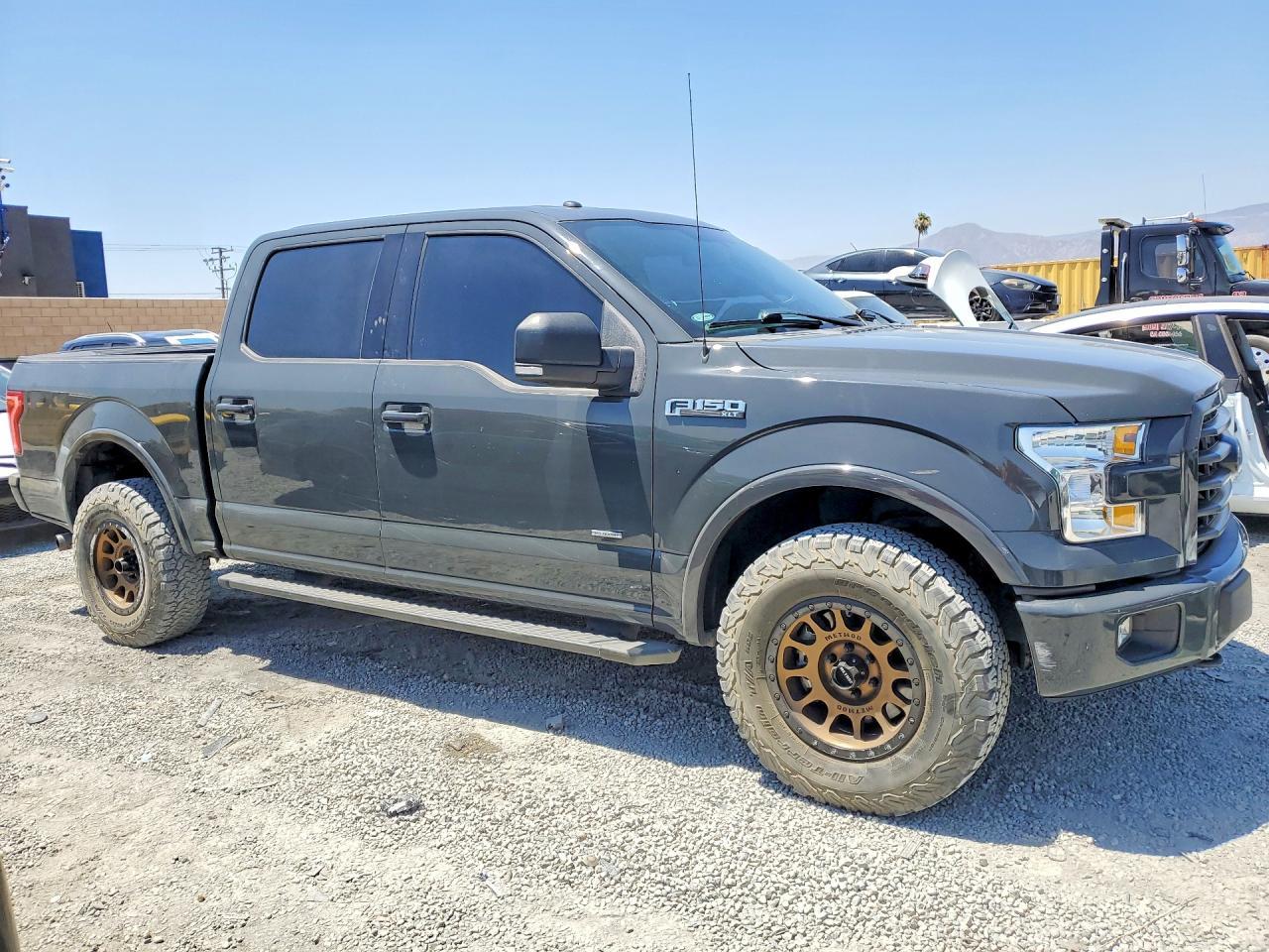 2016 Ford F150 Supercrew - Фото 4