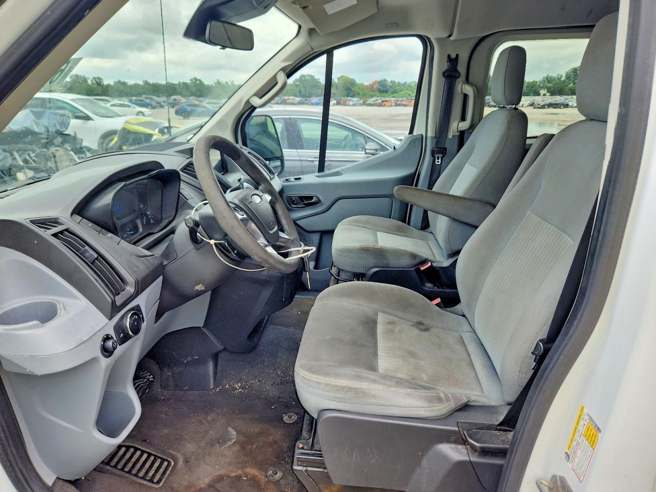 2015 Ford Transit T-350 - Фото 7