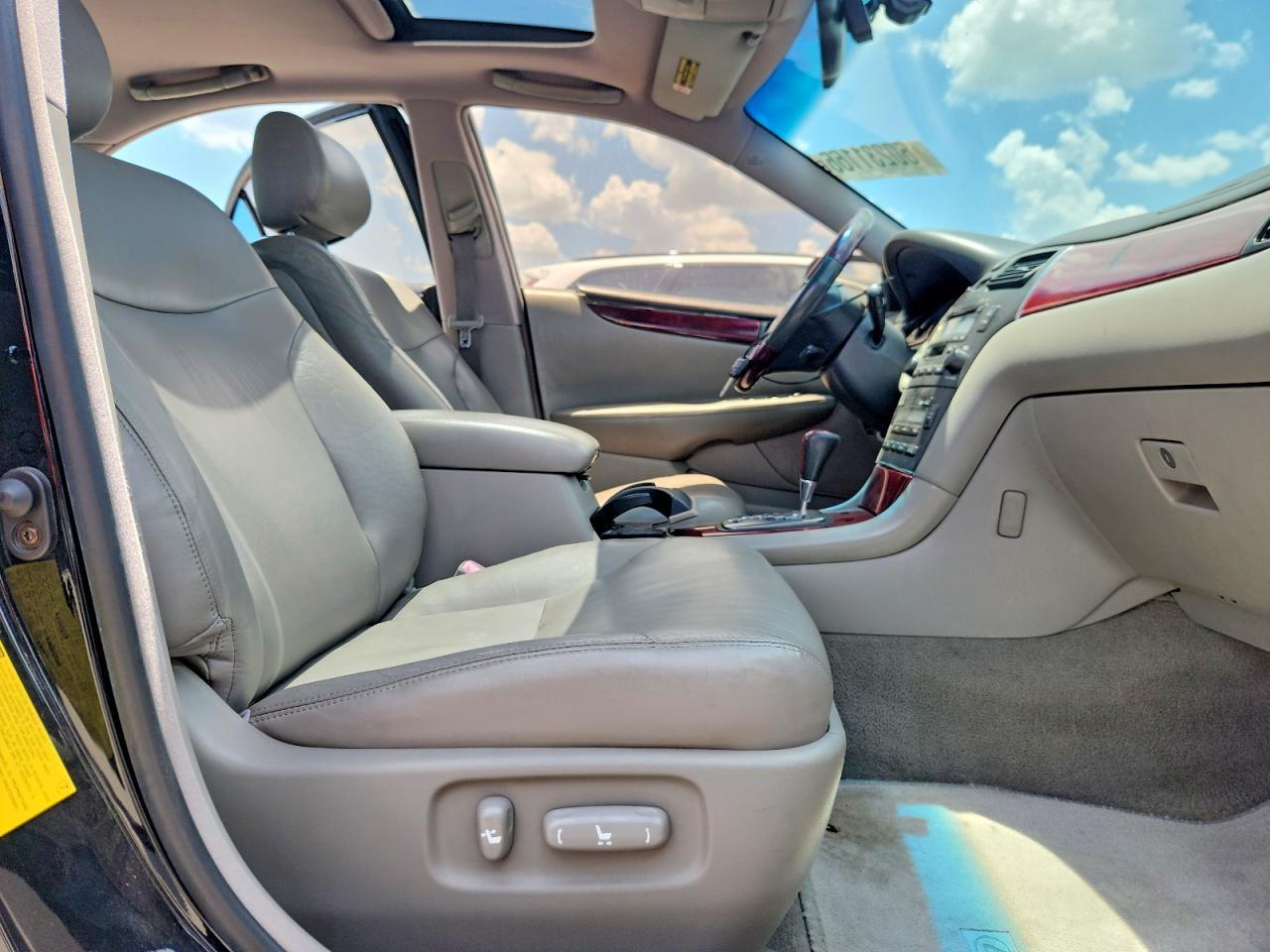 2004 Lexus Es 330 - Image 7