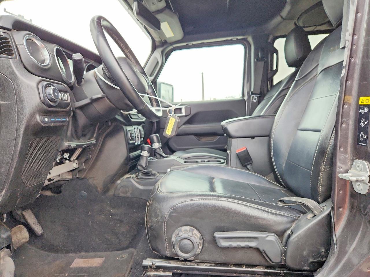 2021 Jeep Wrangler Unlimited Sahara 4Xe - Image 7