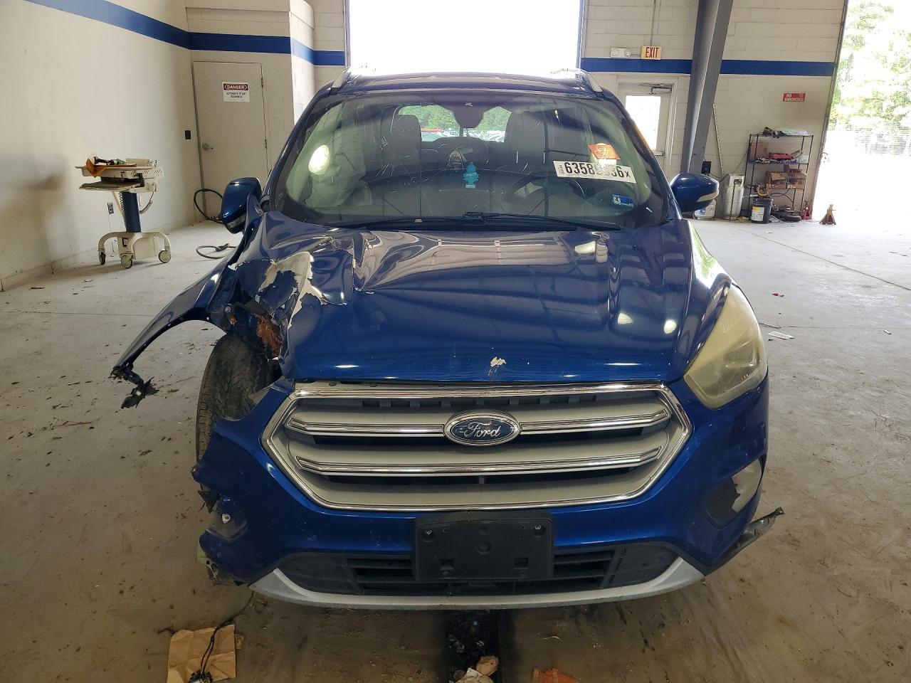 2017 Ford Escape Titanium - Фото 5