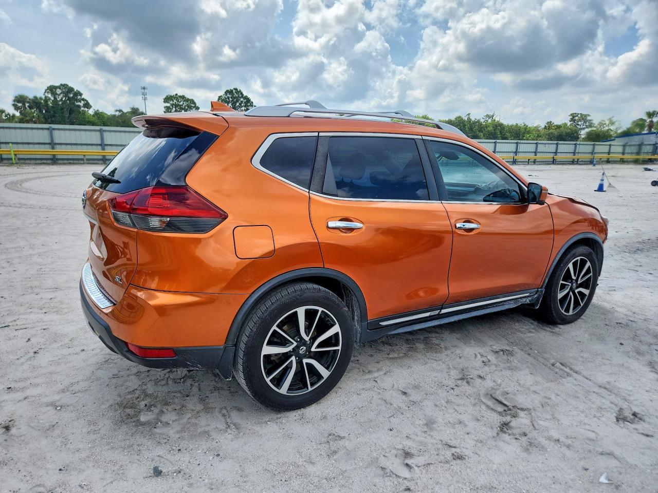 2018 Nissan Rogue Sl - Фото 3