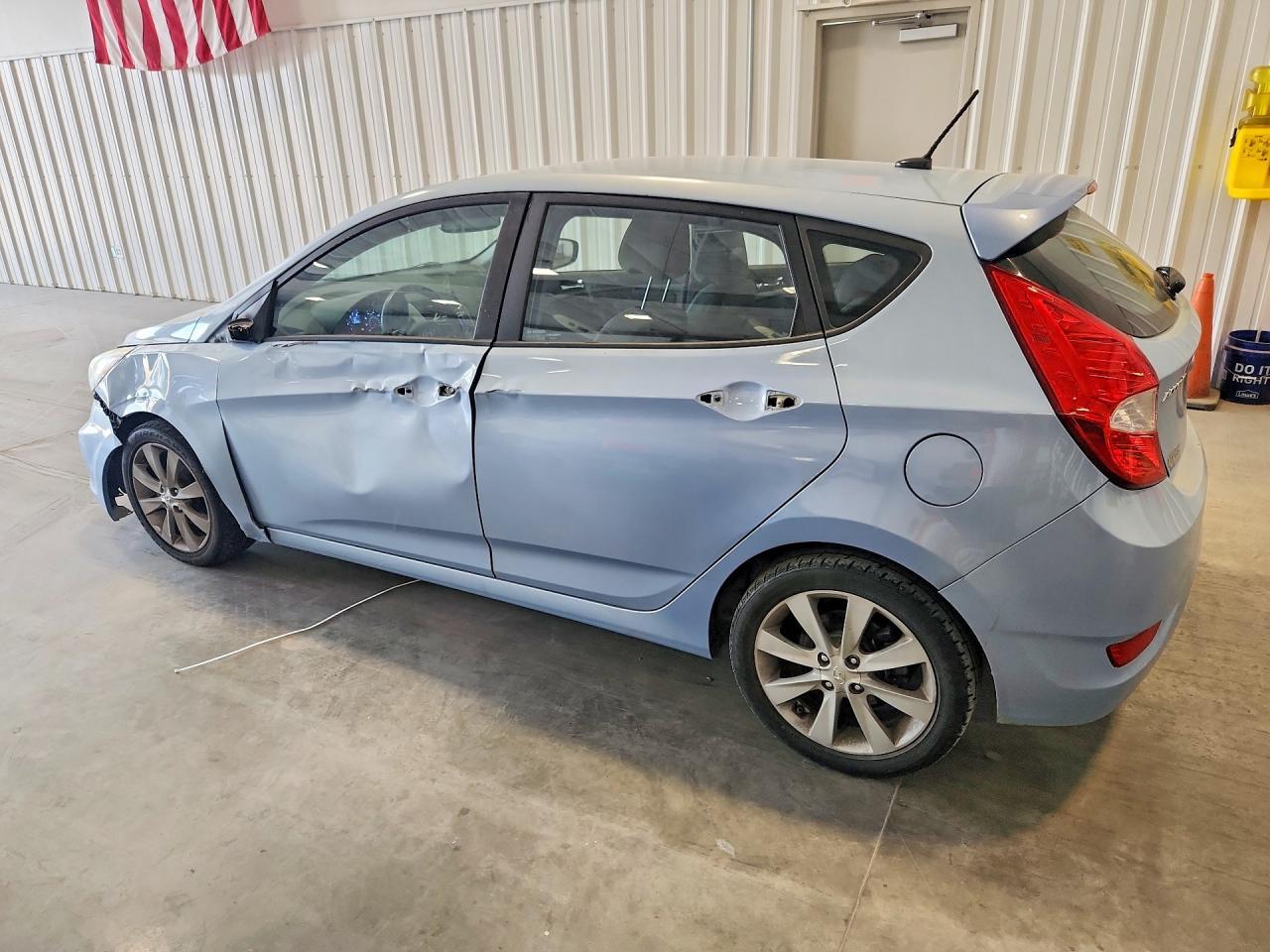 2013 Hyundai Accent - Фото 2
