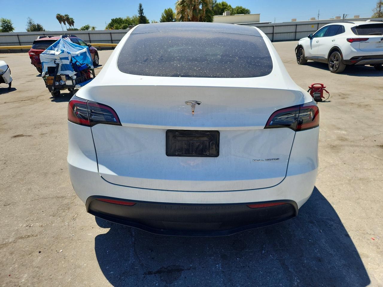 2024 Tesla Model Y - Фото 6