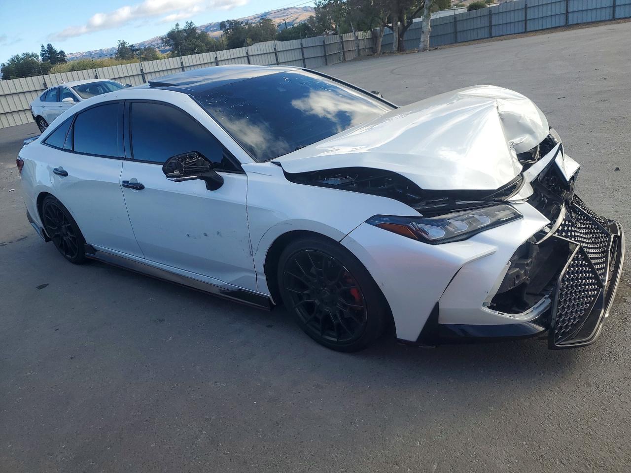 2021 Toyota Avalon Trd - Фото 4