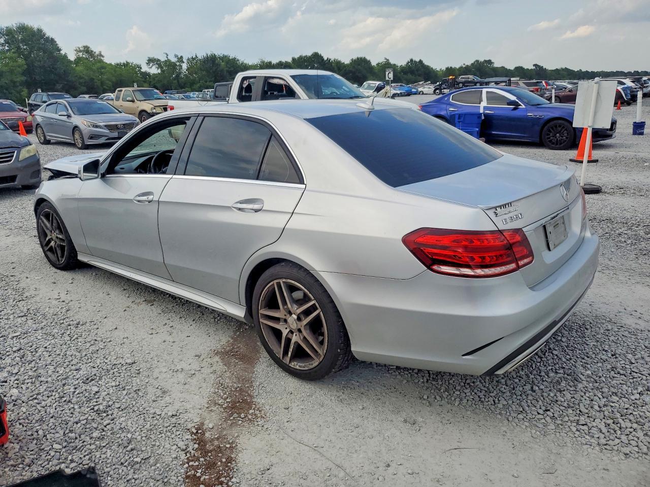 2016 Mercedes-Benz E 350 4Matic - Фото 2