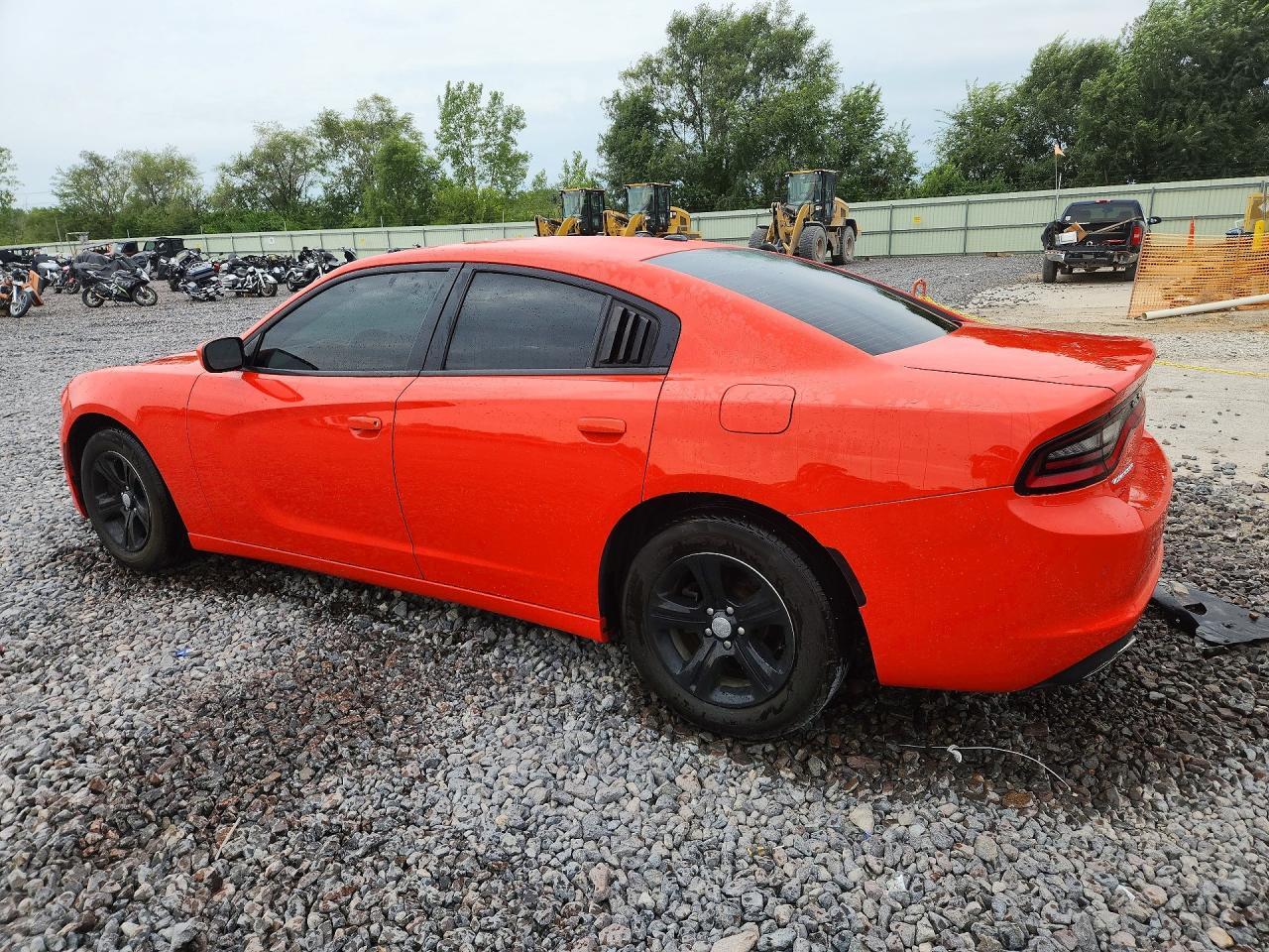 2020 Dodge Charger Sxt - Фото 2
