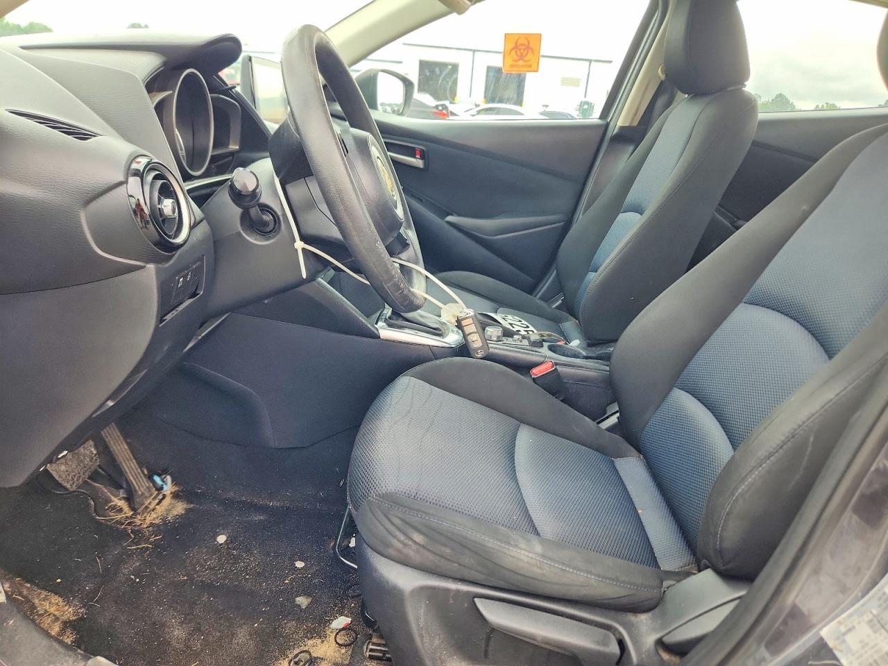 2019 Toyota Yaris Le - Фото 7
