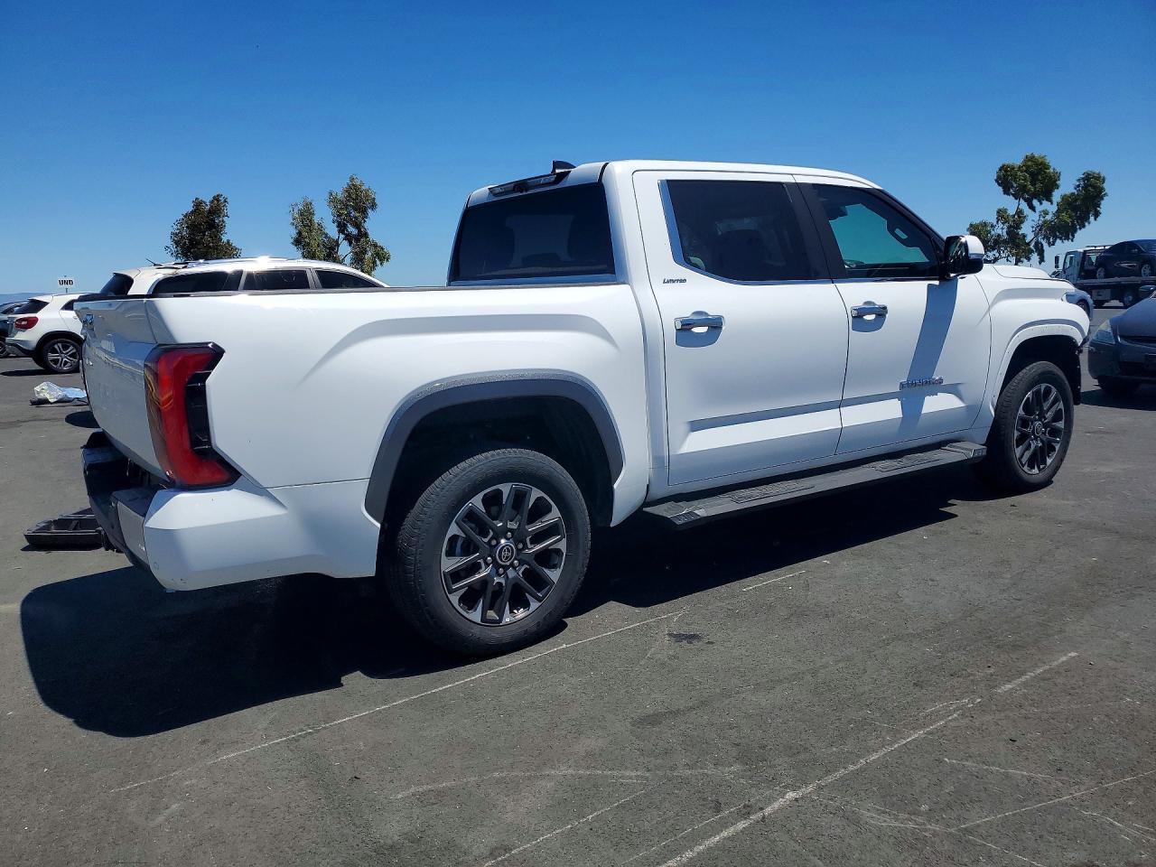 2024 Toyota Tundra Crewmax Limited - Фото 3