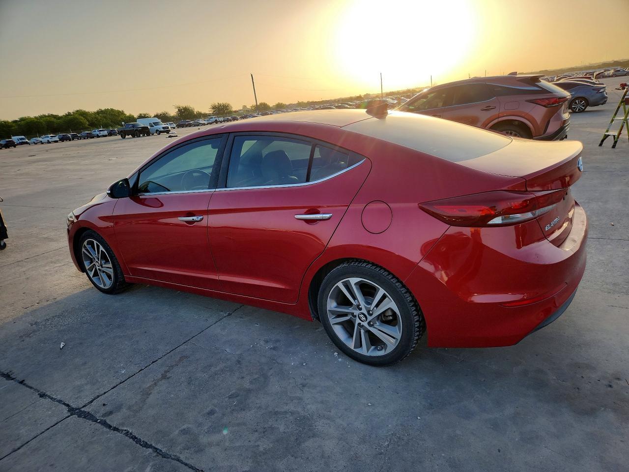 2017 Hyundai Elantra Limited - Фото 2