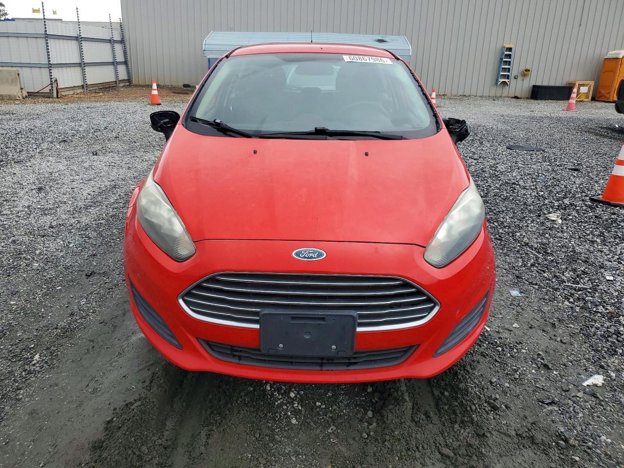 2015 Ford Fiesta Se - Image 5