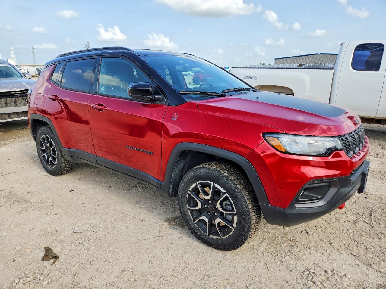 2025 Jeep Compass Trailhawk - Фото 4