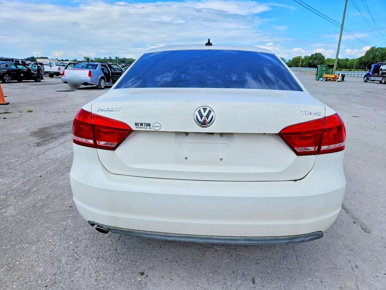 2014 Volkswagen Passat Se - Image 6