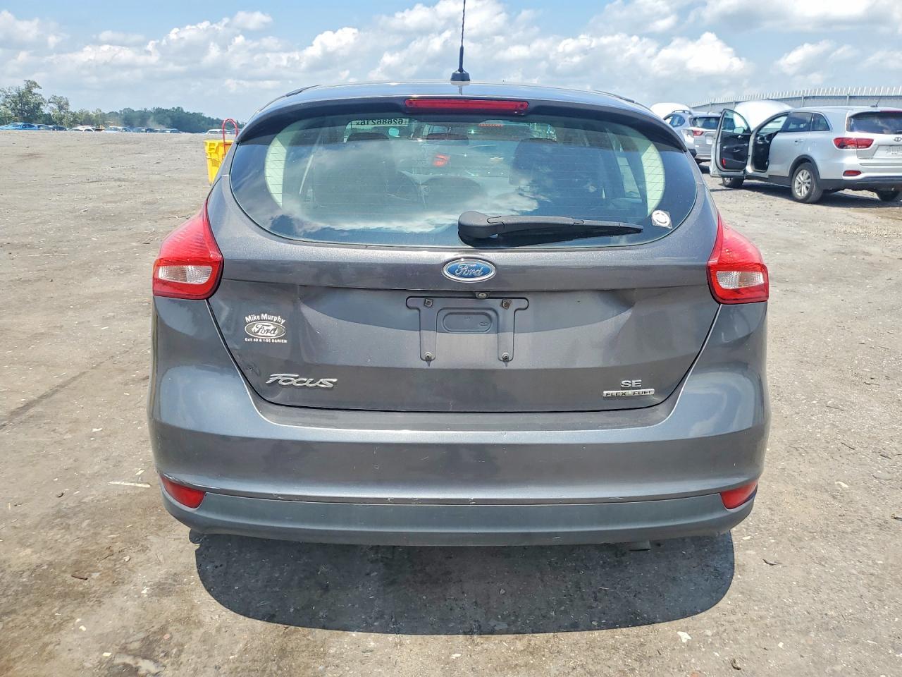 2015 Ford Focus Se - Фото 6