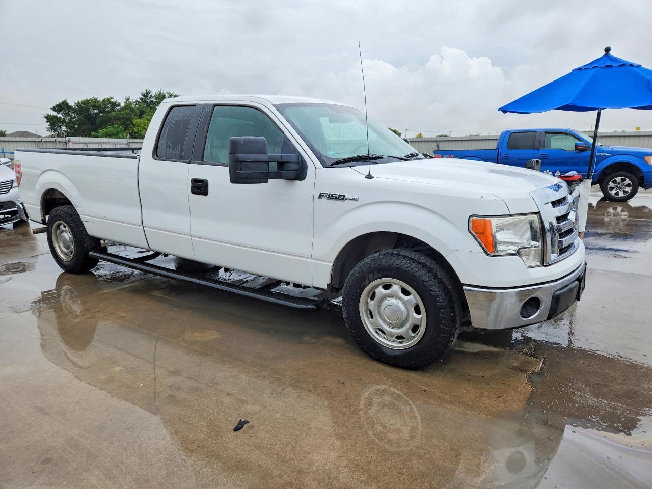 2010 Ford F150 Super Cab - Фото 4