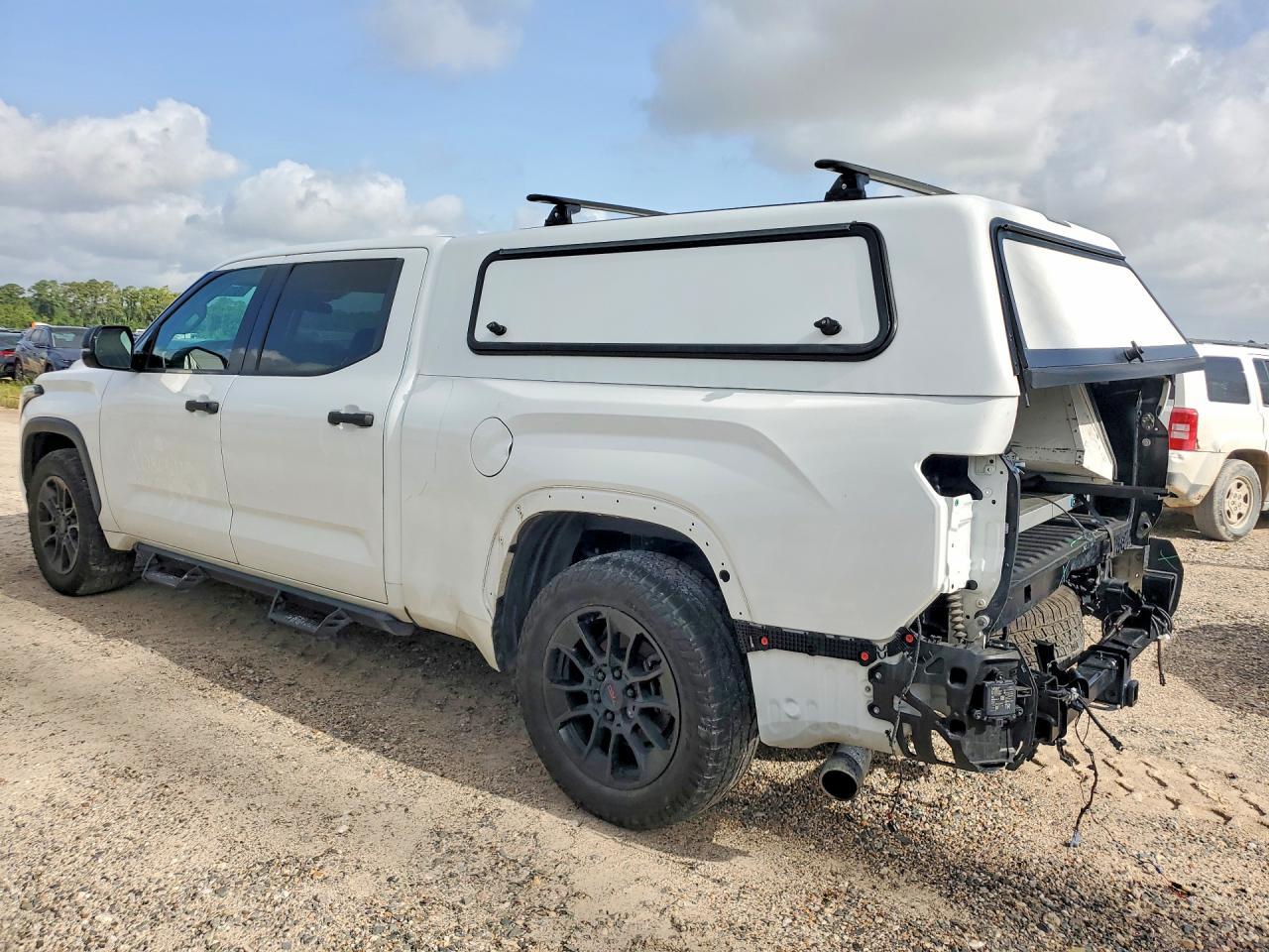 2023 Toyota Tundra Crewmax Sr5 - Фото 2