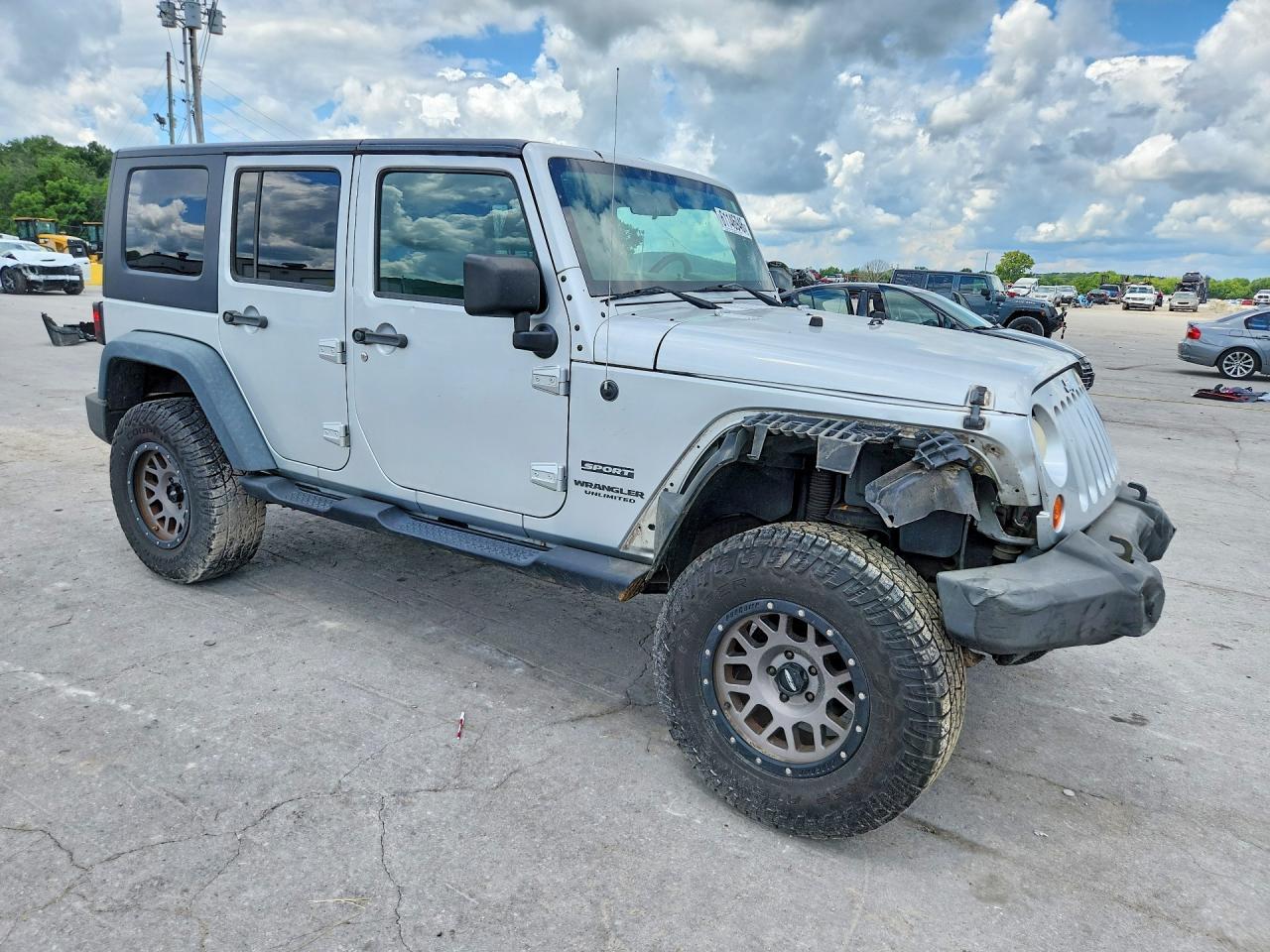 2010 Jeep Wrangler Unlimited Sport - Image 4