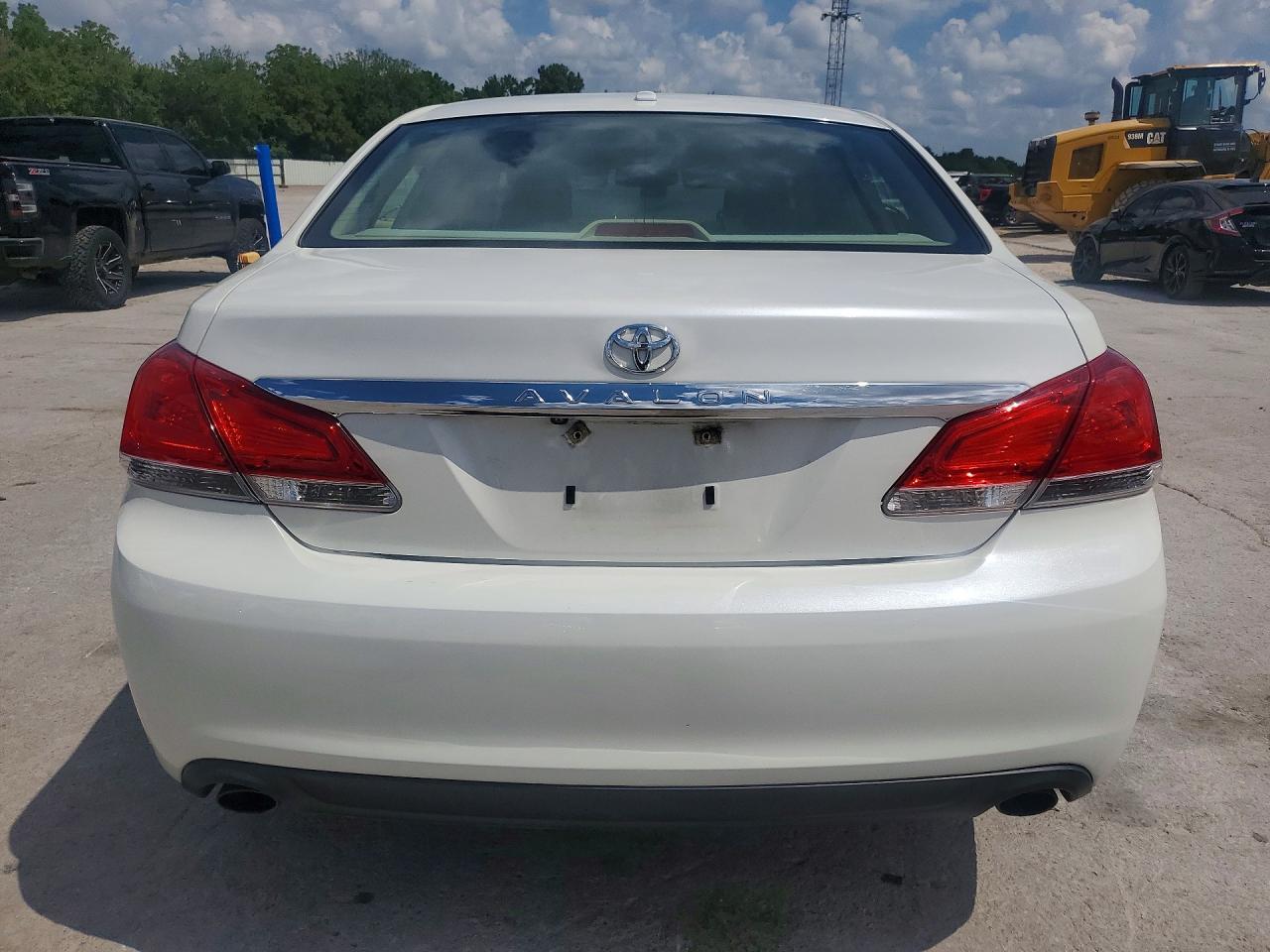2011 Toyota Avalon Limited - Фото 6