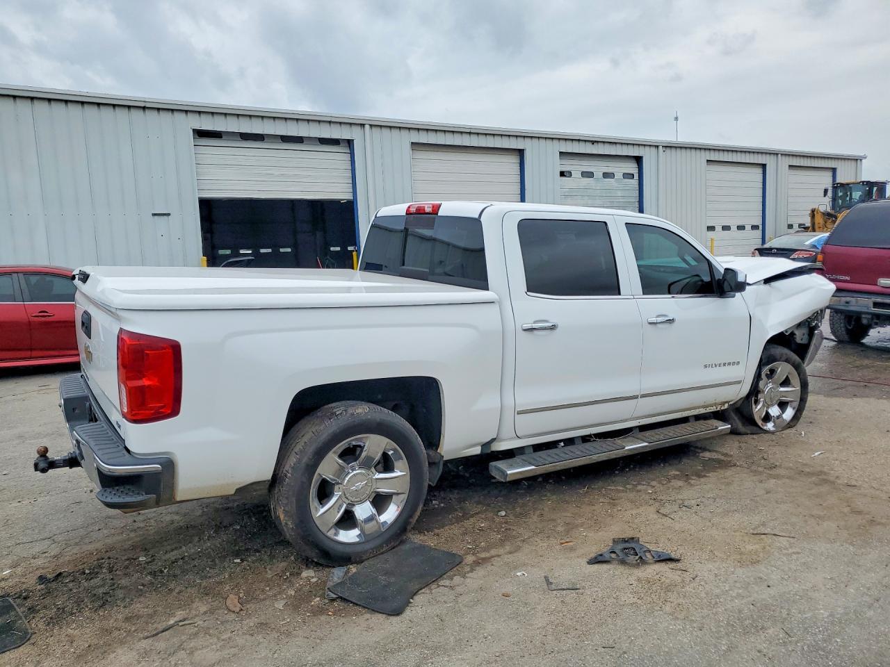 2018 Chevrolet Silverado C1500 Ltz - Image 3
