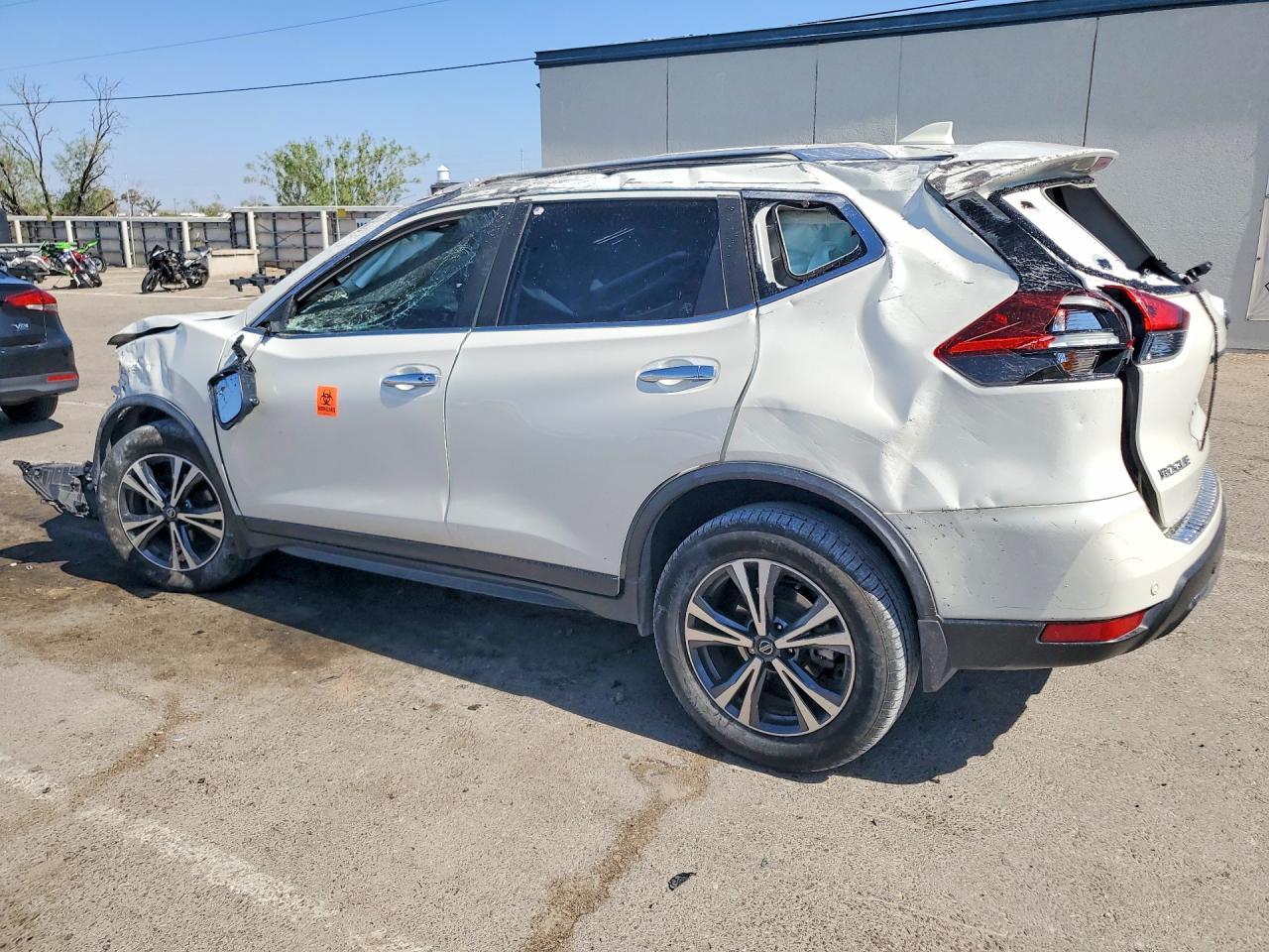 2020 Nissan Rogue Sv - Фото 2
