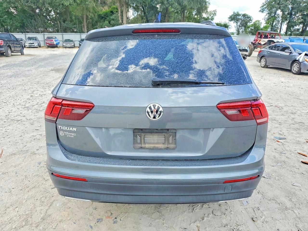 2020 Volkswagen Tiguan S - Фото 6