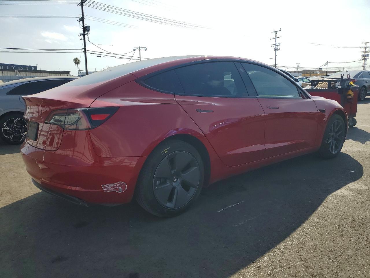 2023 Tesla Model 3 - Image 3