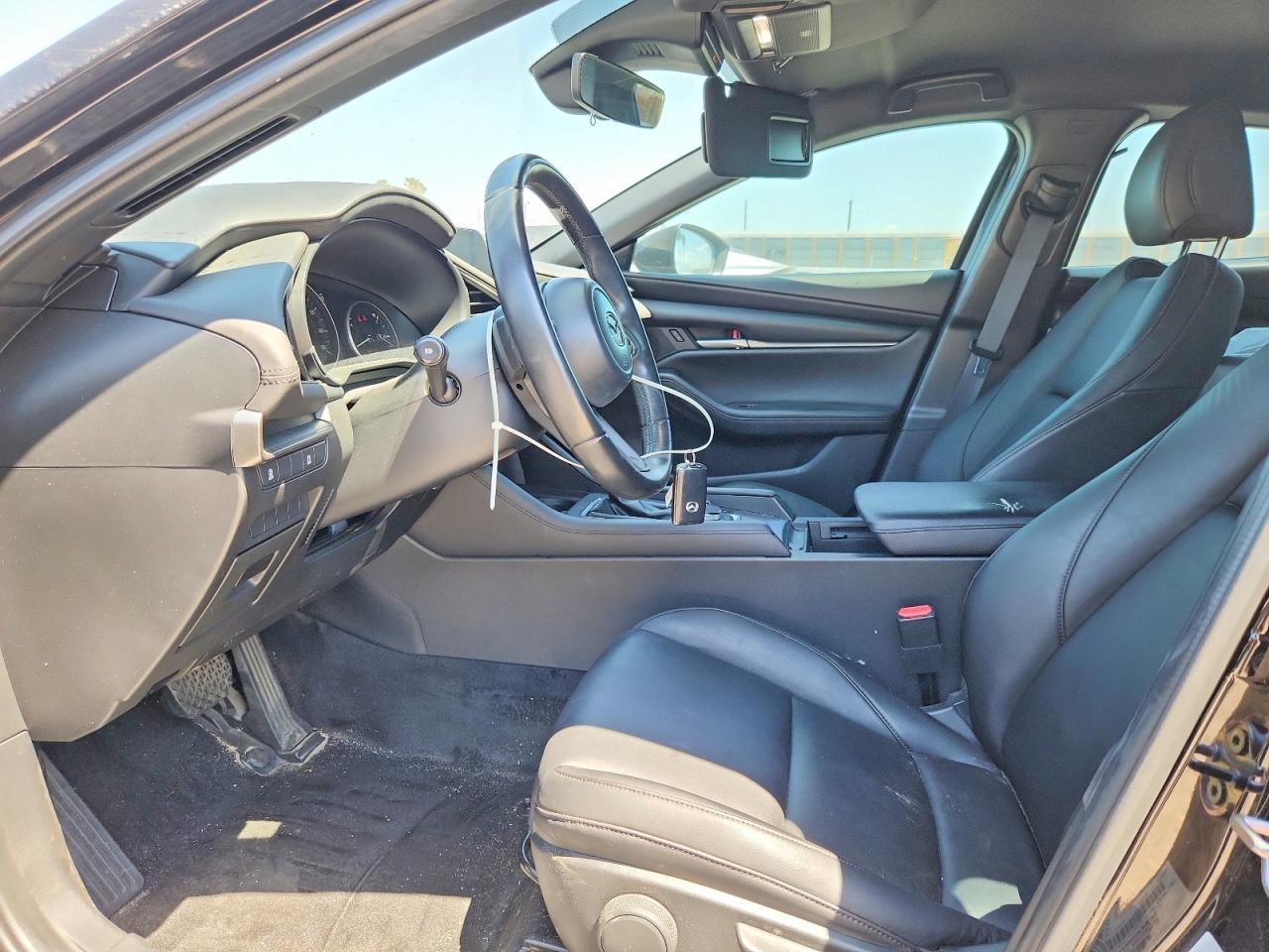 2023 Mazda 3 Select - Image 7