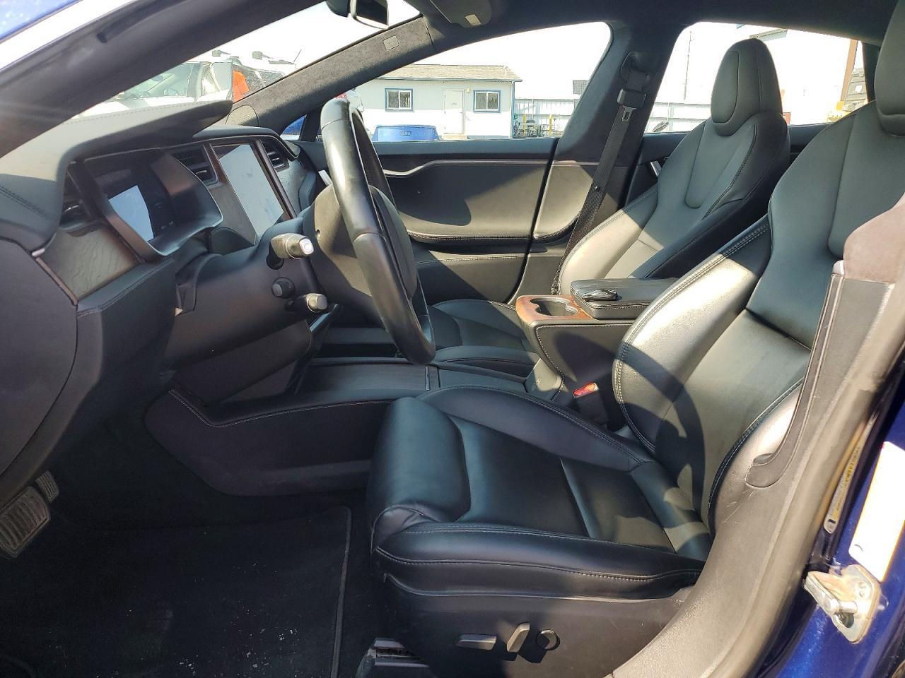 2020 Tesla Model S - Фото 7