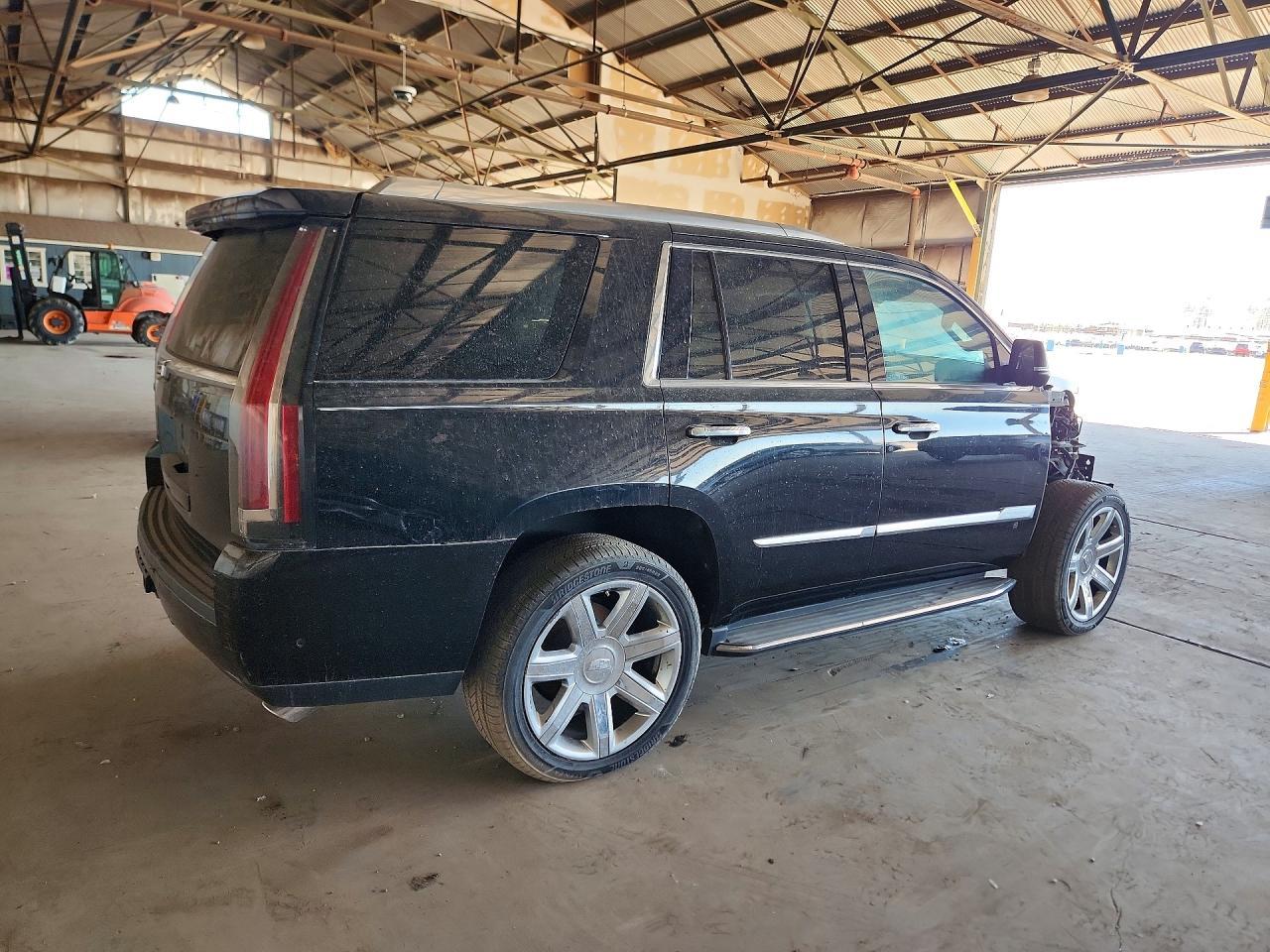 2019 Cadillac Escalade Luxury - Фото 3