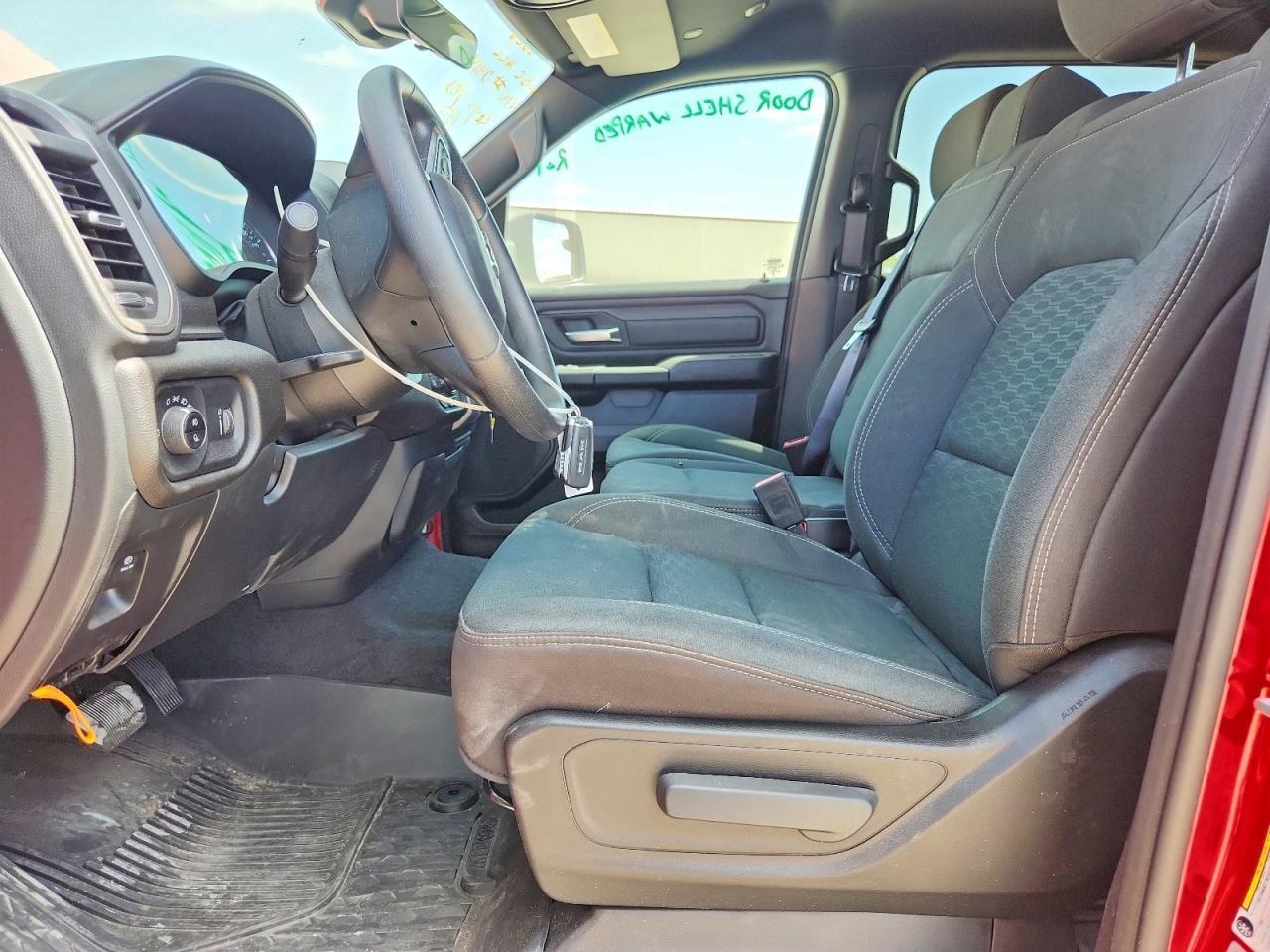 2025 Ram 1500 Tradesman - Фото 7