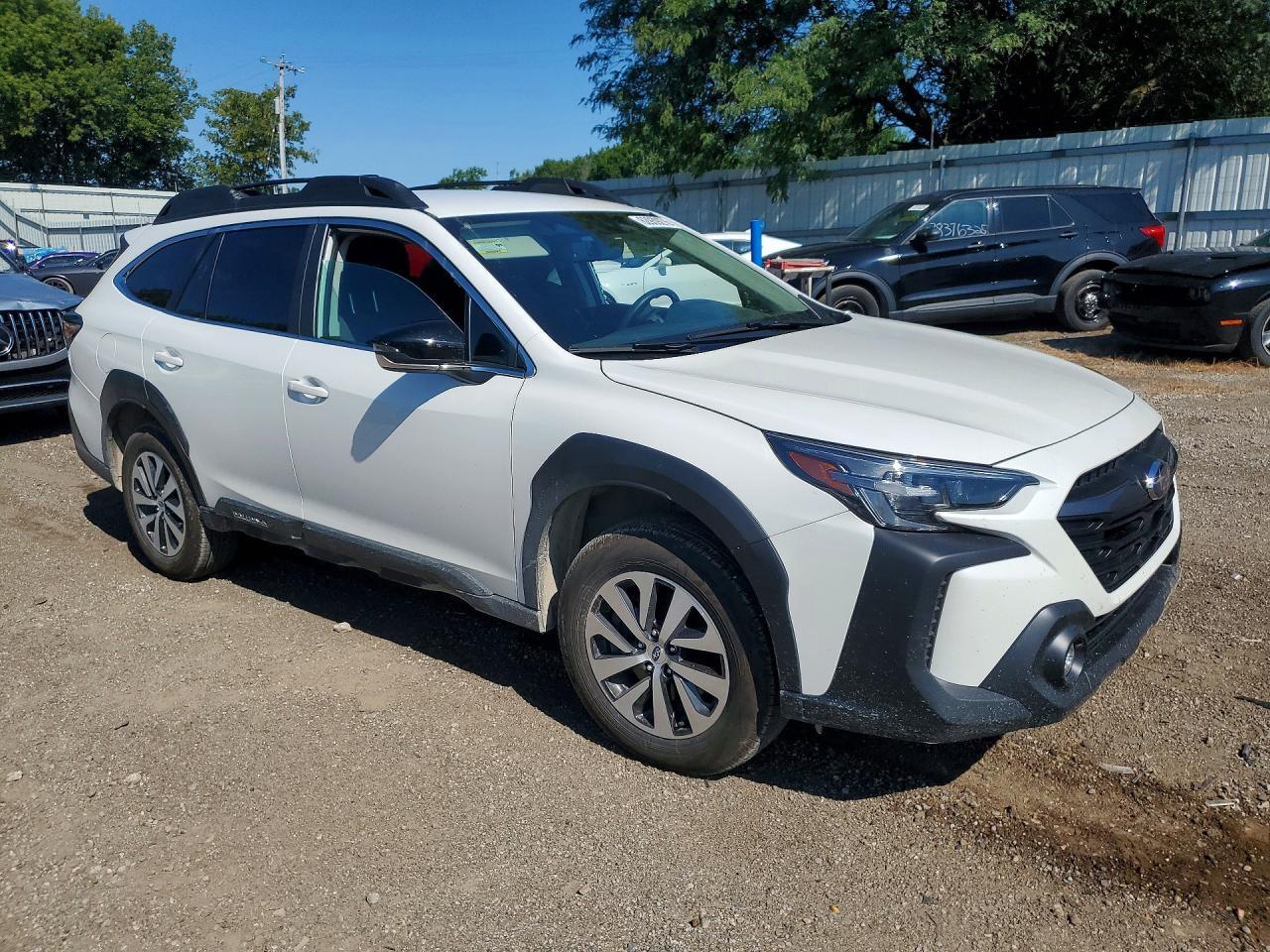 2025 Subaru Outback Premium - Фото 4