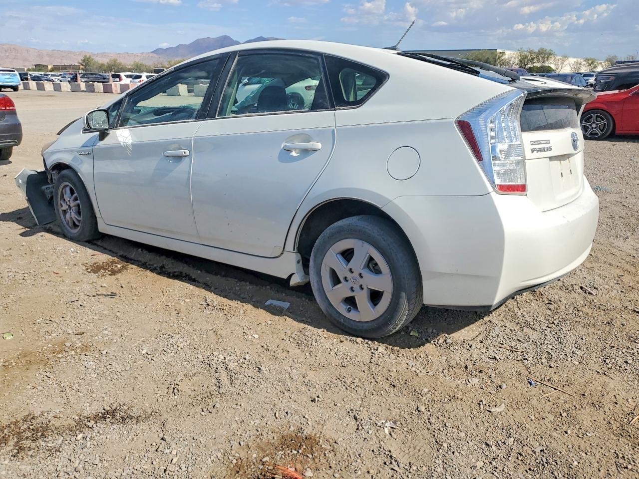 2011 Toyota Prius Two - Image 2