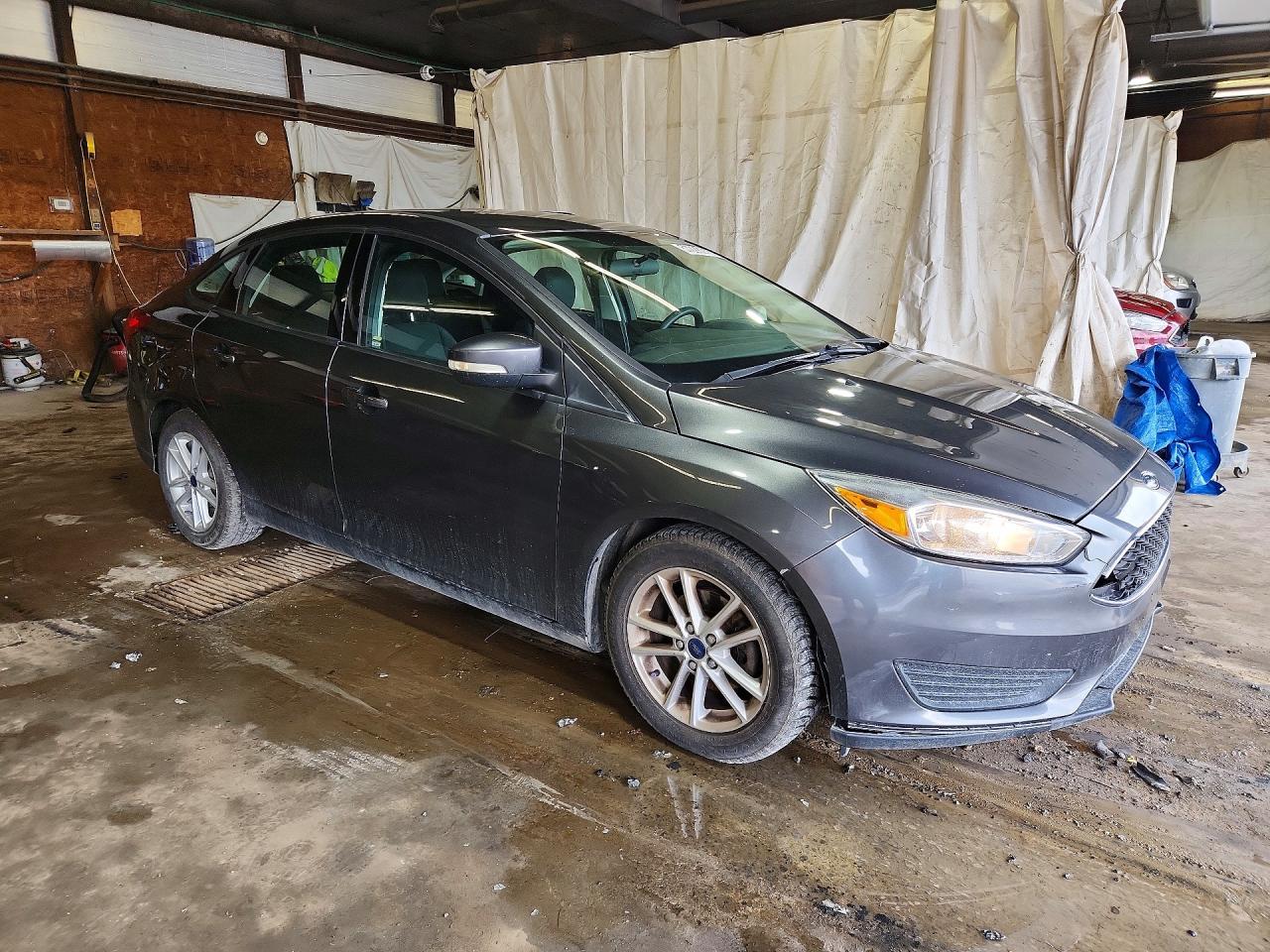 2016 Ford Focus Se - Image 4
