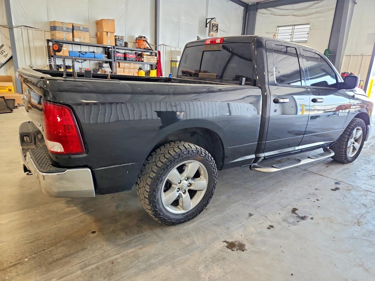 2017 Ram 1500 Slt - Image 3