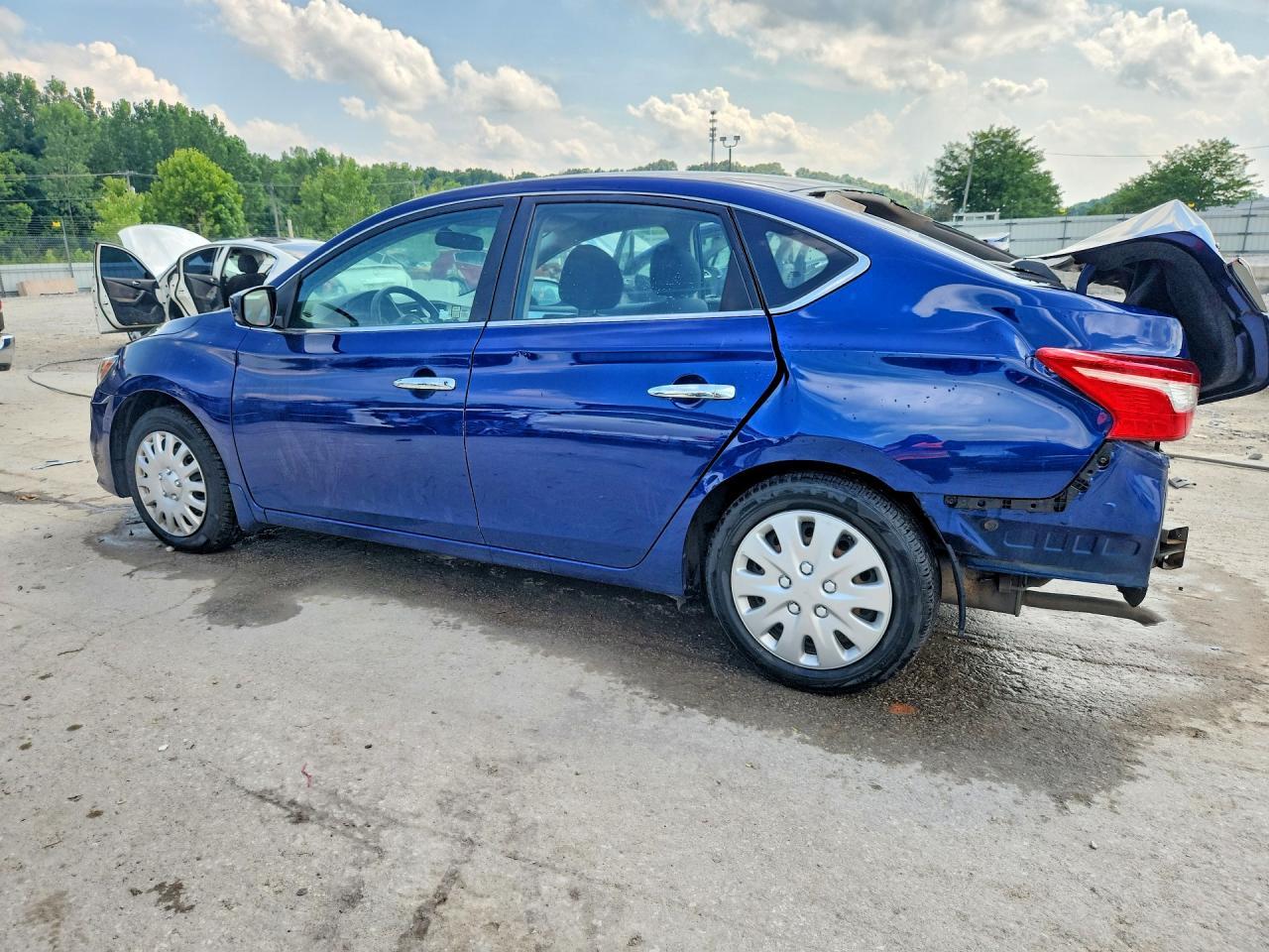 2019 Nissan Sentra S - Image 2
