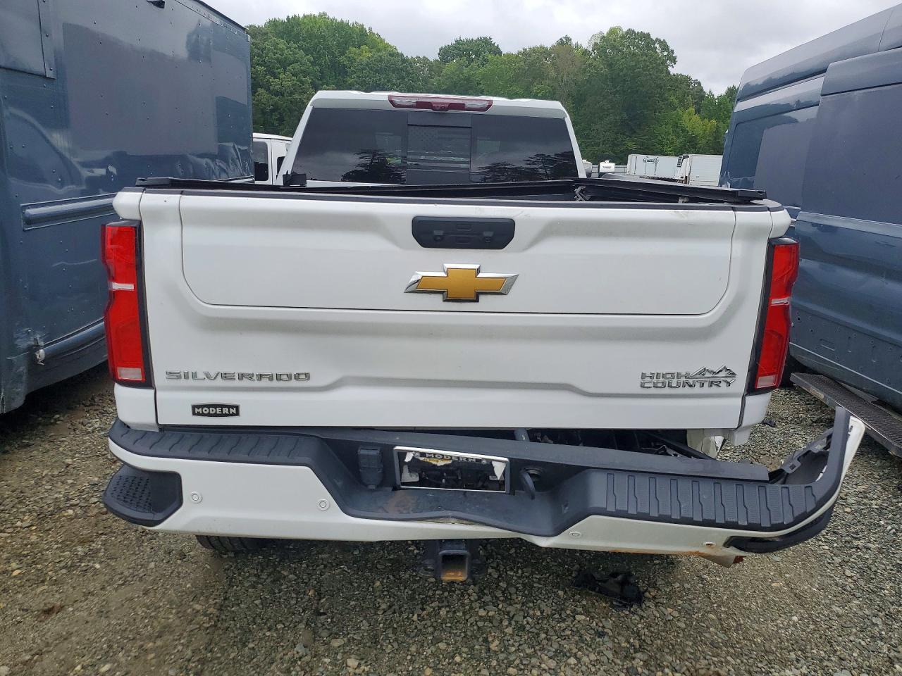 2024 Chevrolet Silverado K2500 High Country - Фото 6