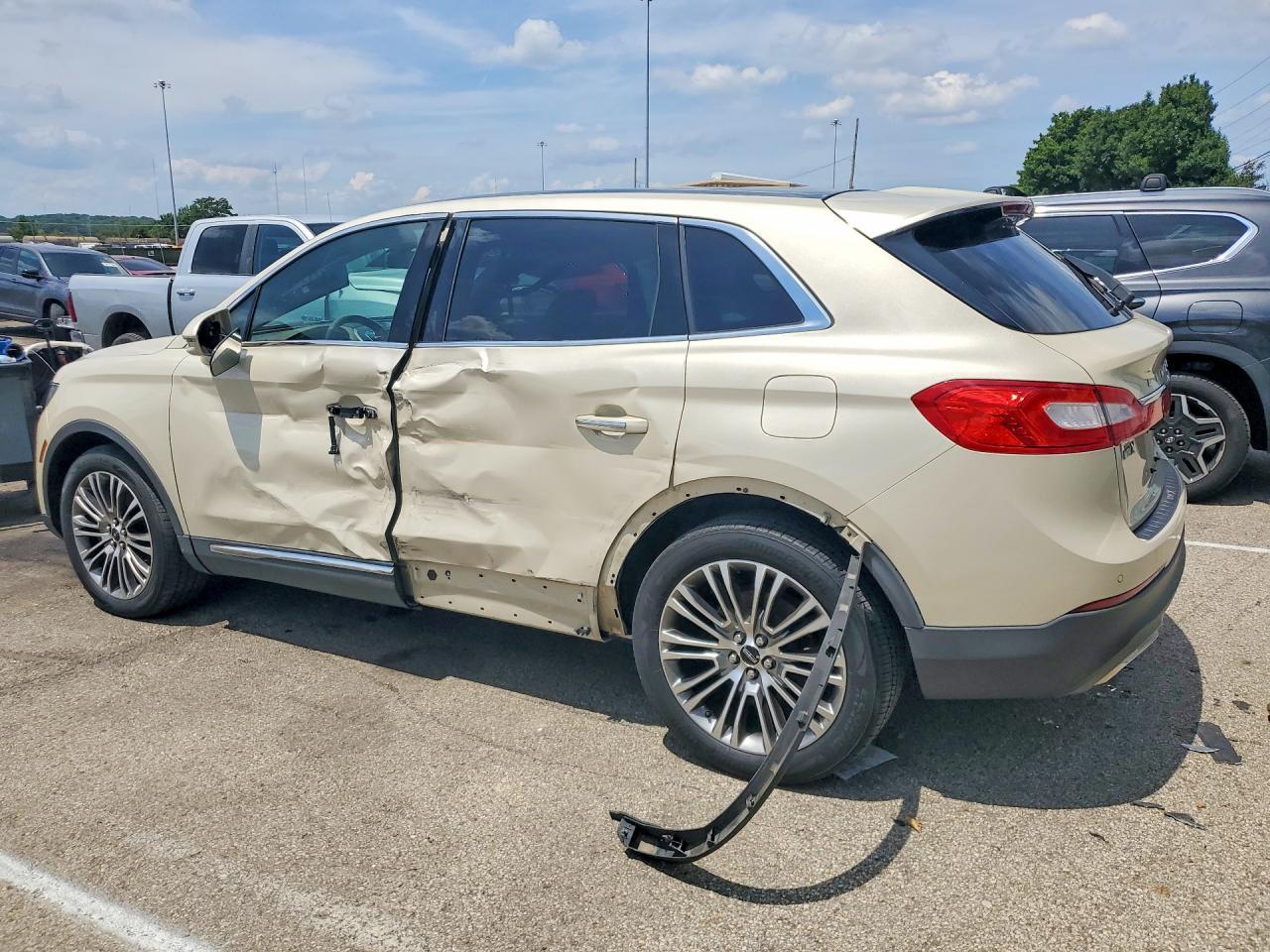 2016 Lincoln Mkx Reserve - Фото 2