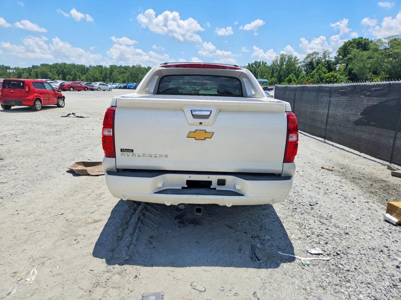 2013 Chevrolet Avalanche Ltz - Фото 6
