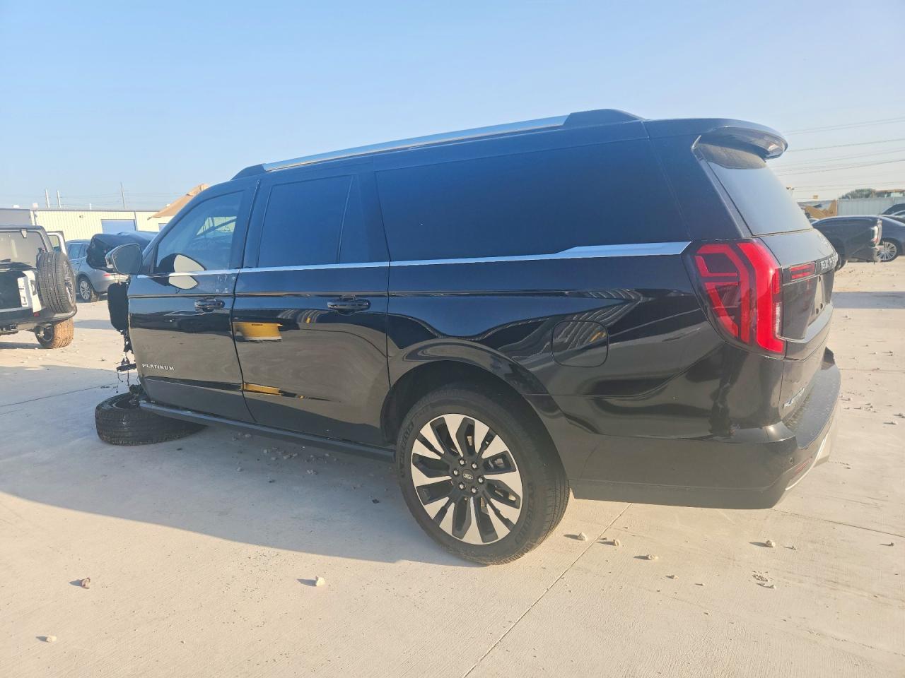 2025 Ford Expedition Max Platinum - Фото 2