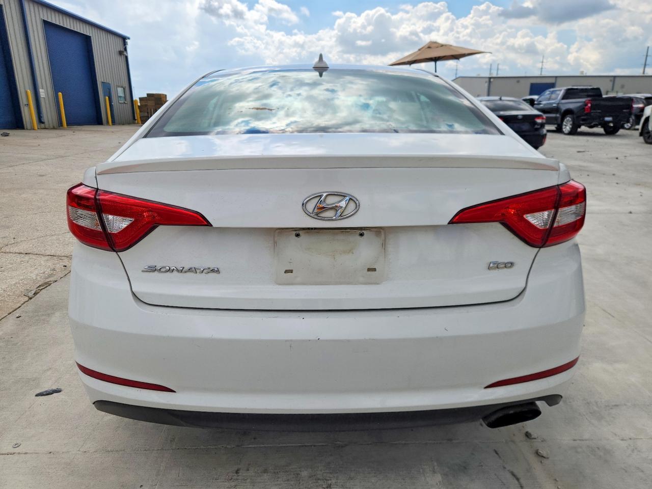 2017 Hyundai Sonata Eco - Фото 6