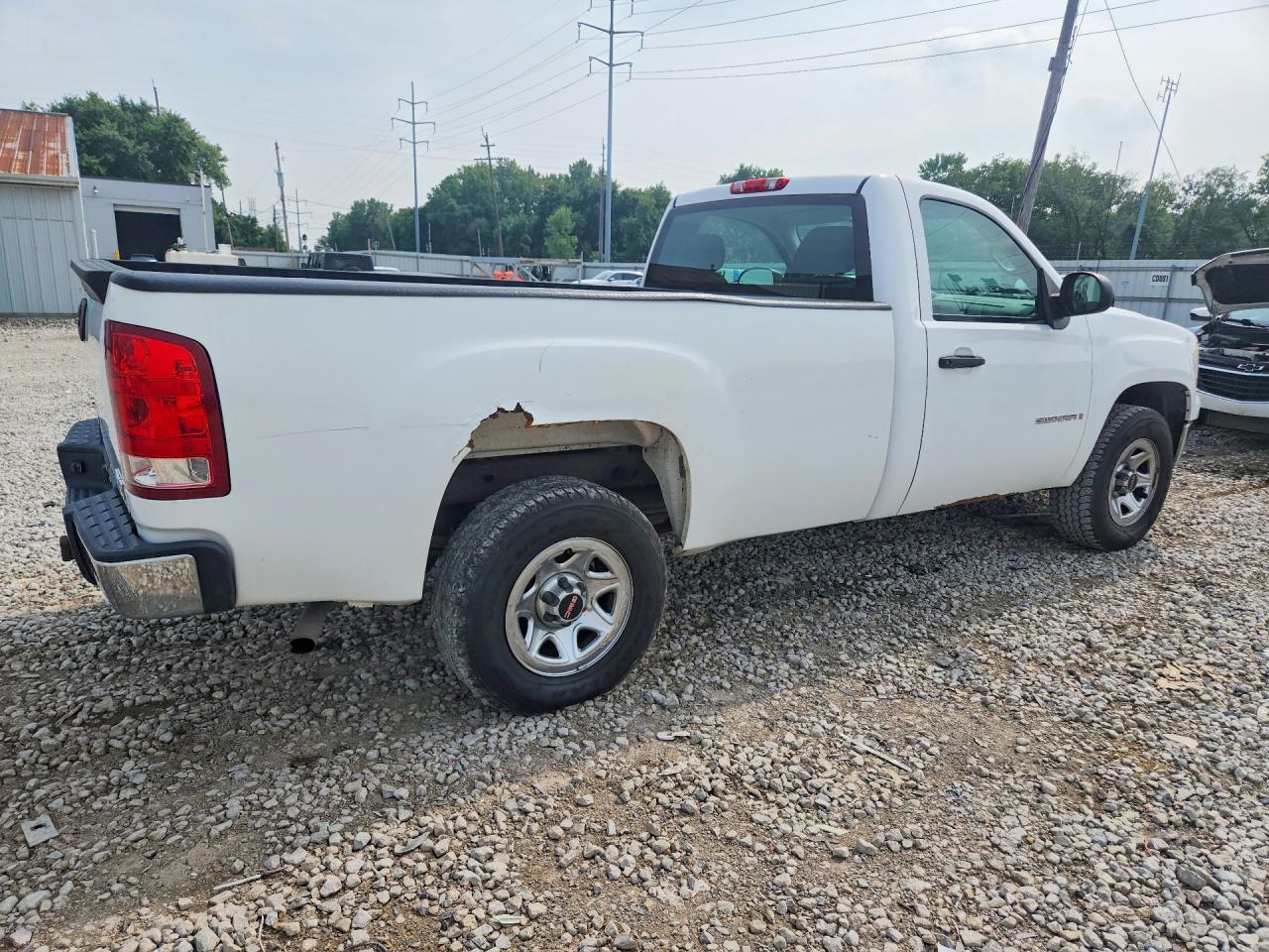 2009 GMC Sierra C1500 - Image 3